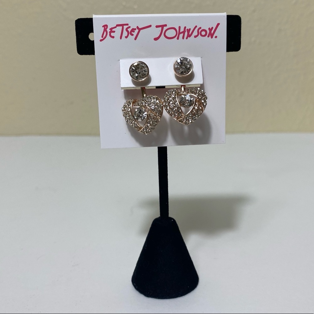 NWT Betsey Johnson Heart Shaped Earrings with Rhinestone